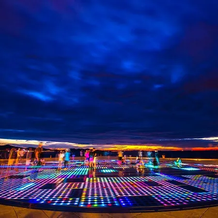 White Zadar345 شقة *