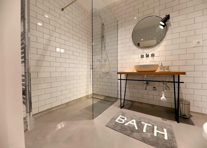 White Zadar345 * Zadar