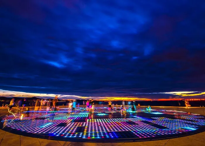 White Zadar345 Apartment *