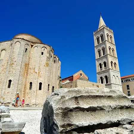 White Zadar345 דירה זאדאר